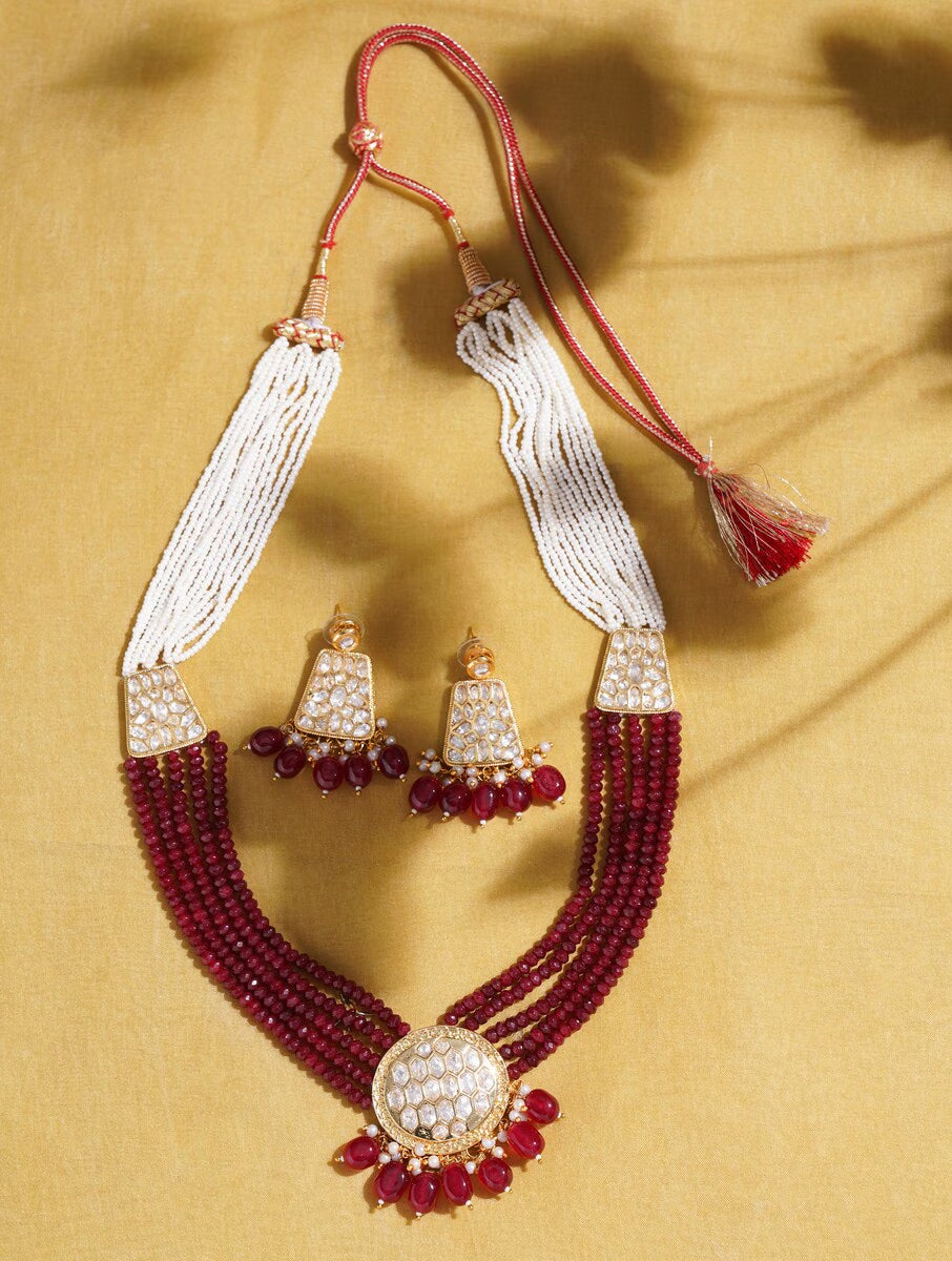 Women Red Flexi Alloy Necklace Sets