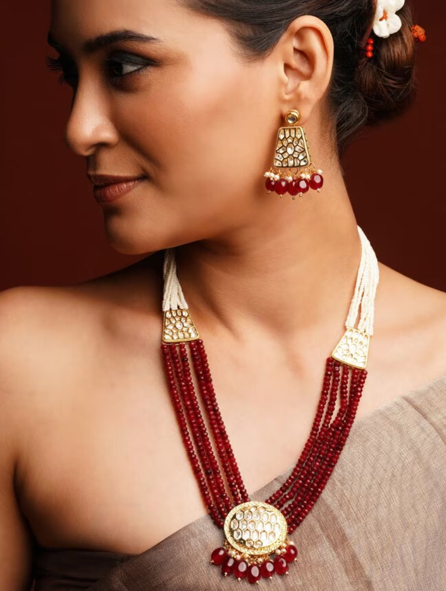 Women Red Flexi Alloy Necklace Sets